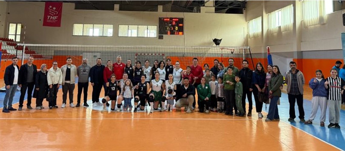 RİZE BAROSU KADIN VOLEYBOL TAKIMINI GİRESUN’DAKİ KARŞILAŞMADA AĞIRLADIK