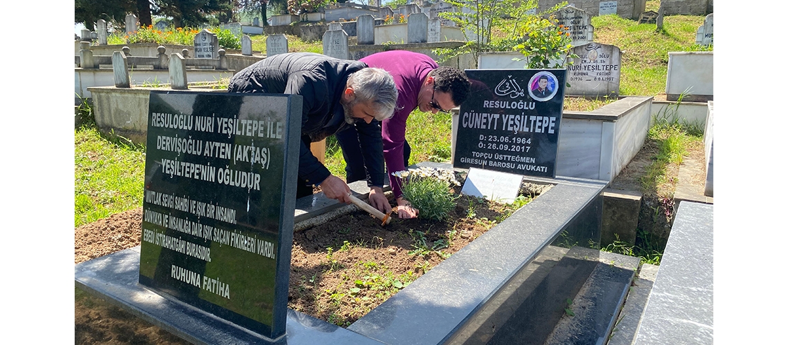 BULANCAK VE KEŞAP İLÇELERİMİZDE GEÇMİŞTEN BUGÜNE VEFAT EDEN TÜM MESLEKTAŞLARIMIZI KABİRLERİ BAŞINDA ANIP ÇİÇEK DİKTİK