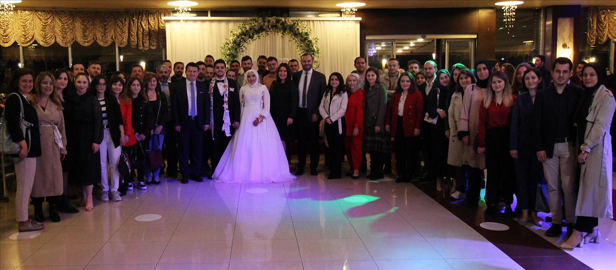 MESLEKTAŞLARIMIZ AV.EZGİ ŞAHİN VE AV.MUSTAFA FURKAN AYDINOĞLU’NUN MUTLU GÜNÜ